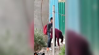 कॉलेज कपलने केला पब्लिक मधेच सेक्स
