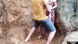 गाव फिरायला आलेल्या चाकरमान्यांचा जंगलात संभोग