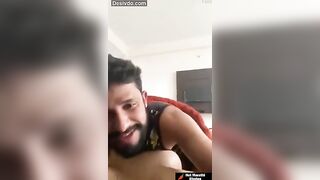 पुणेरी कपलचा अंथरूणात हॉट सेक्स