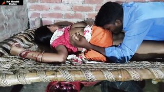 रात्री या आंटीची, जवा घंटी मी वाजवली