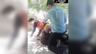 शाळेच्या मागे पोरांची चाललीय गांड मस्ती