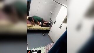 कामवालीला बेडवर घेऊन गुजराती पोराने झवली