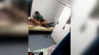 कामवालीला बेडवर घेऊन गुजराती पोराने झवली