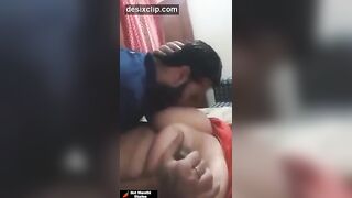 आयुष्यात पहिल्यांदाच तोंडात घेतले एवढे मोठे बूब्स