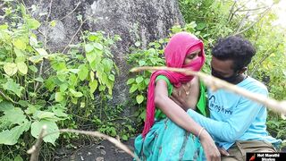 मामाच्या पोरीला पटवून आणलं झवायला रानात