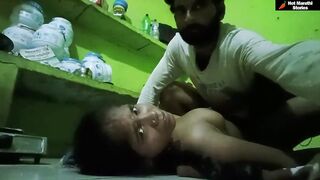 घरमालकिण सोबत नोकराचा डॉगी स्टाईलमध्ये सेक्स