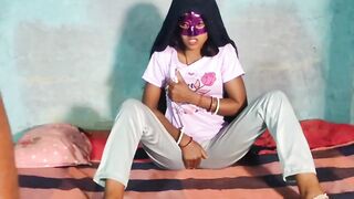 प्रेमिकेने रात्री घरी बोलवून आयोजित केला झवाझवीचा प्रोग्राम