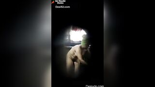 कपडे घालताना भाभीचा केला सिक्रेट व्हिडिओ