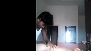 मालकाच्या हॉट मुलीची तरुण नोकरा सोबत चुदाई