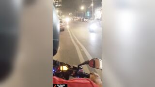 पहिल्यांदाच घेतला मोठा लंड हातात