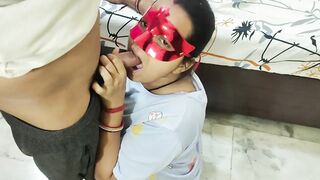 कविता पडली हॉट नोकराच्या लवड्याच्या प्रेमात