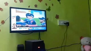 आयपीएल बघताना नवरा-बायकोचा जंगी सामना