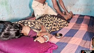 मालिश करताना वैद्याने मारली बाईची चूत