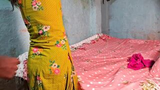 सावत्र बहिणीला नागडी करून सुरजने चोद चोद चोदली