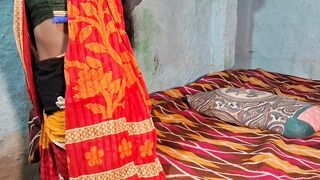 पुण्यातील तरुण जोडप्याचा खचाखच संभोग