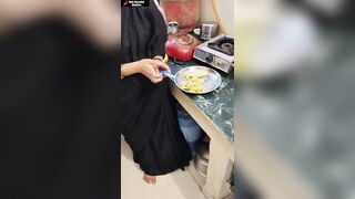 कच्ची कैरीची फोडी खाताना बायकोची पपई झवली