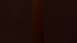 वाहत्या रस्त्याच्या कडेला गाडी लावून कपल झवले