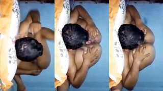 69 पोजमध्ये बायकोची पुच्ची उघडून खाल्ली
