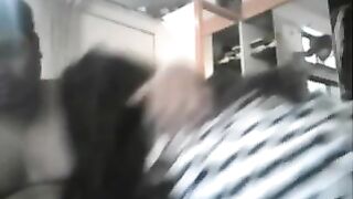बायकोला ऊरावर घेऊन केला 69 सेक्स